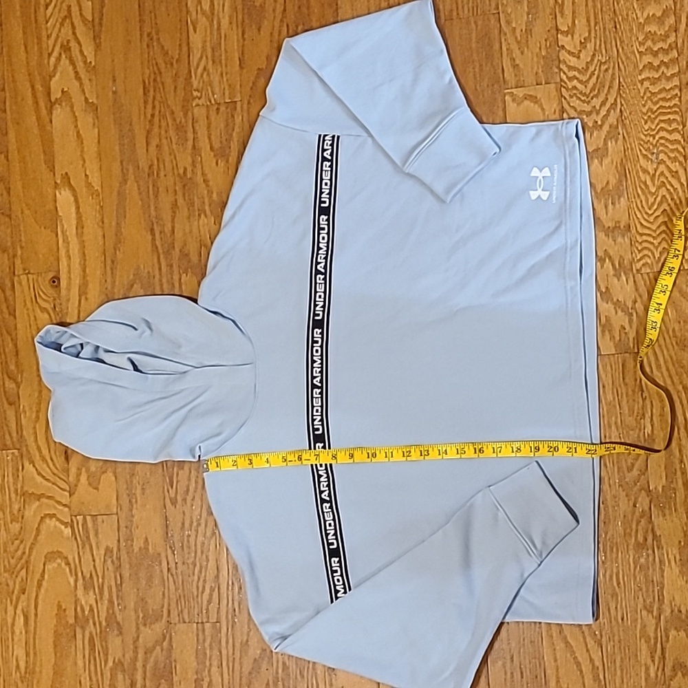 UNDER ARMOUR WOMENS SIZE‎ XL CROP LOOSE HOODIE